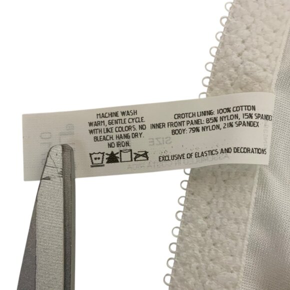 Bali Moderate Control Shaping Brief Panty White Size M Nylon Spandex Blend New - Picture 6 of 6